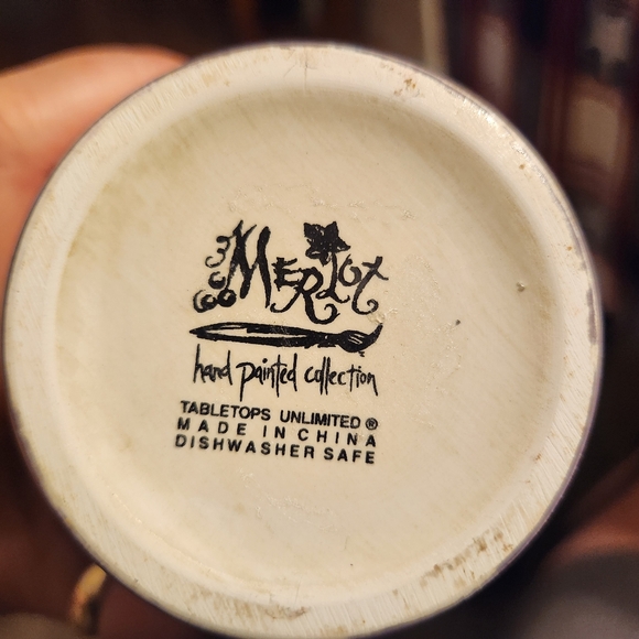 Tabletops Unlimited 24oz Olive Oil Decanter From Merlot Collection NEW - Picture 5 of 6